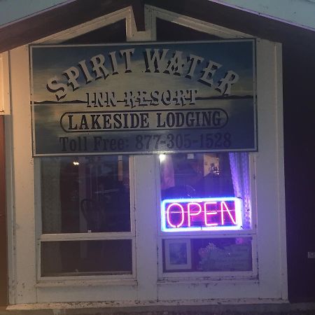 Spirit Water Inn And Resort Minnewaukan Exterior photo